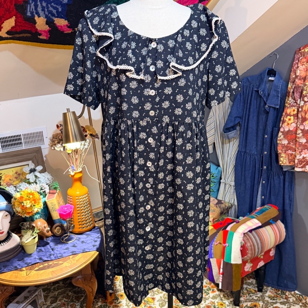 Vintage 90s Floral Ruffle Collar Midi Dress Black White Lace Trim Cottagecore  L - Picture 2 of 7
